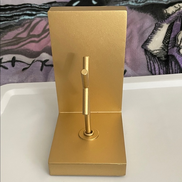 **FINAL PRICE** Gold XO Bookends - Picture 6 of 8